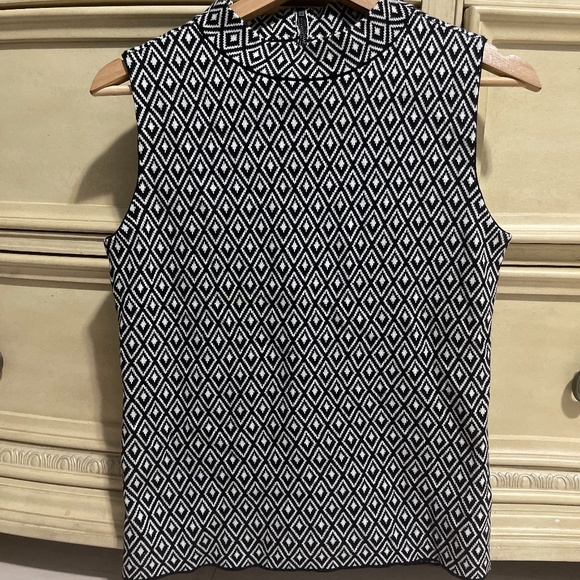 Vince Camuto Tops - Vince camuto sweaters